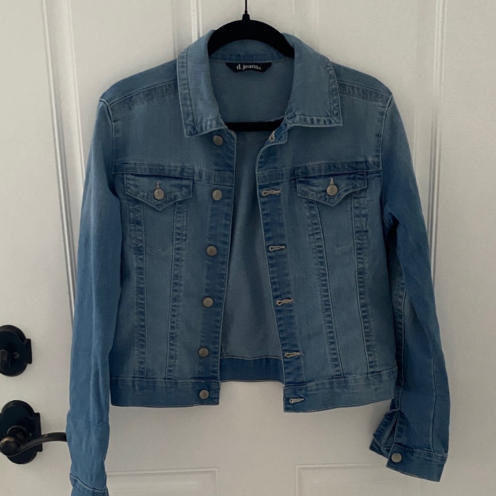 d. jeans Women's Light Blue Jean Jacket